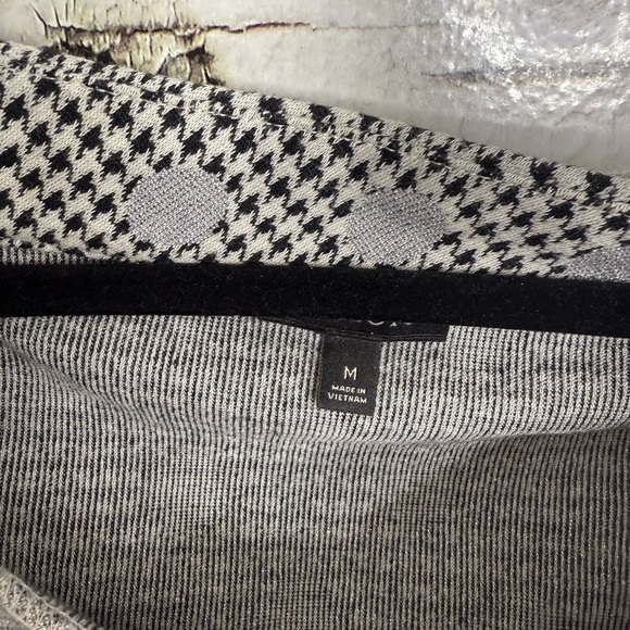 Talbots Sweater boat neck polka dot gray size medium - Picture 4 of 7